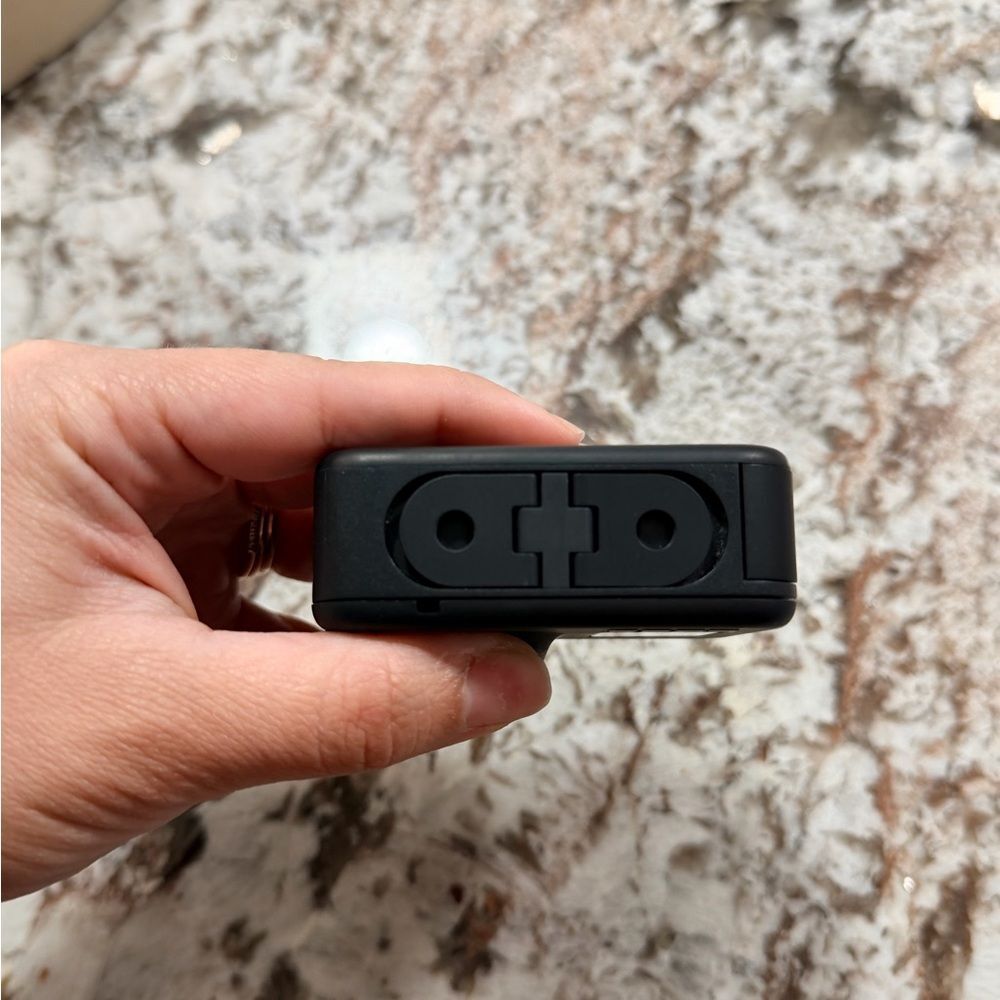 GoPro Black Adventure Camera Black 8 ultra HD - Picture 3 of 7
